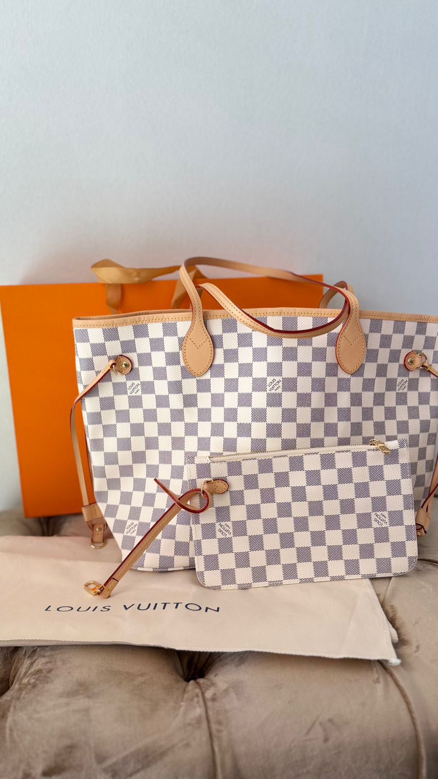 Louis Vuitton Never Full