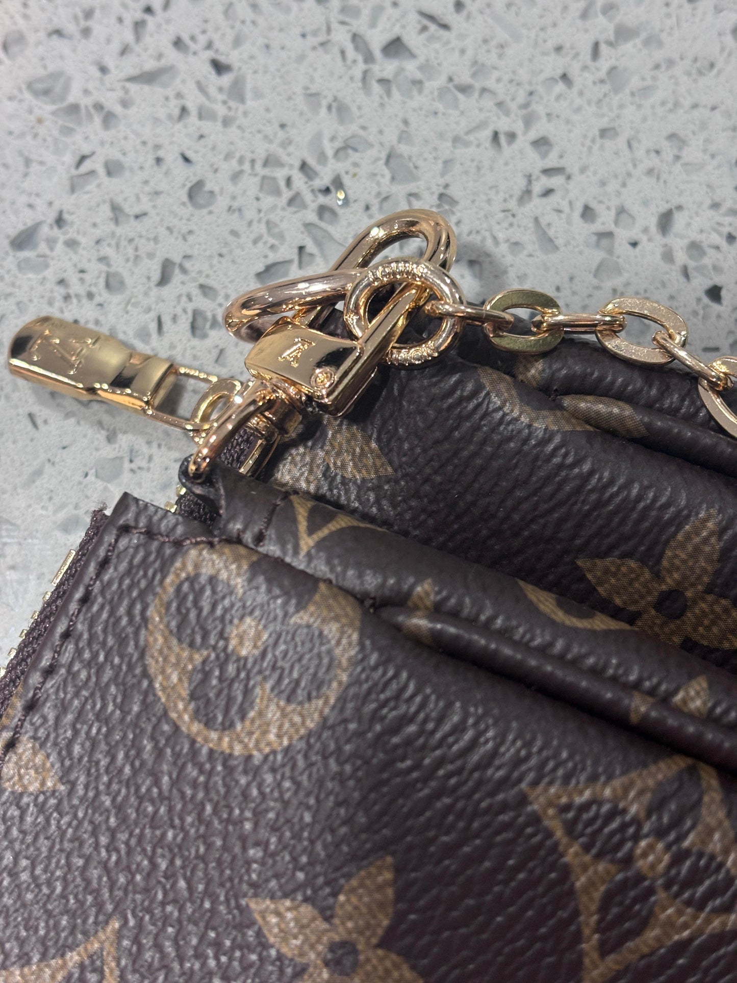 Louis Vuitton - Cross Body Bag & Coin Purse
